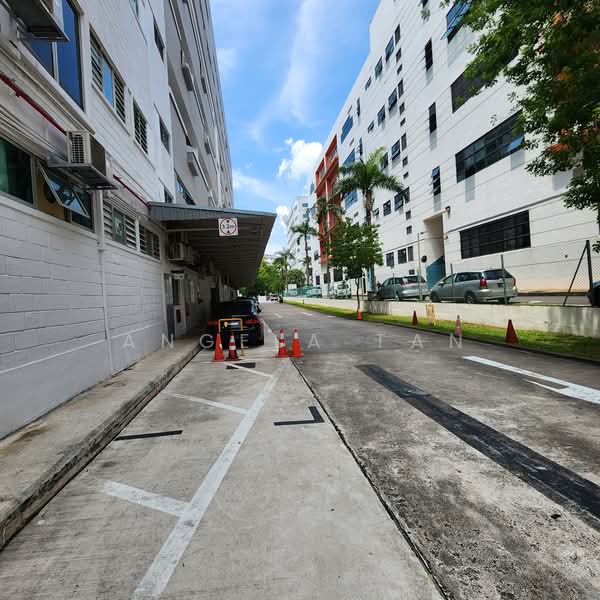 World Publication Building, 39 Ubi Road 1,Singapore, 980 sqft, Light Industrial (B1) For Rent, by Angela Tan, 24748415 - CommercialGuru.com.sg