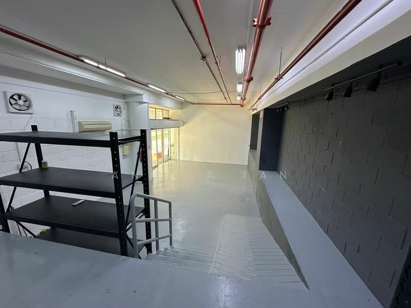 World Publication Building, 39 Ubi Road 1,Singapore, 980 sqft, Light Industrial (B1) For Rent, by Angela Tan, 24748415 - CommercialGuru.com.sg