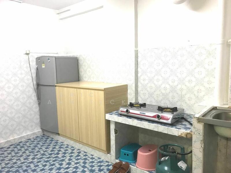 For Rent - 76 Bedok North Road