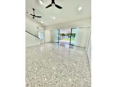 For Rent - Harvey Avenue