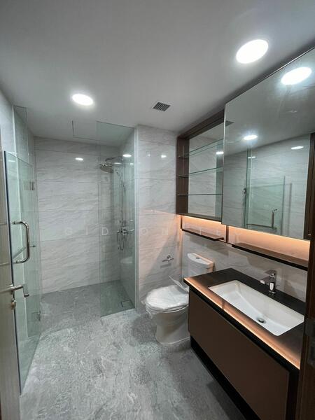 Bathroom with Dual Access from Kitchen and Master Bedroom