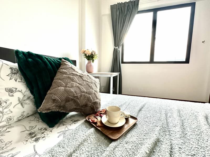 Simei Green Condominium, 1 Simei Street 4, Room Rental, 200 sqft, Condominium For Rent, by Carmen Ho, 24749191 - PropertyGuru.com.sg