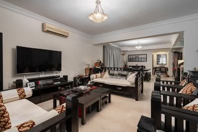 For Sale - Rare Corner Terrace in Kovan!! Within Glasgow Road!