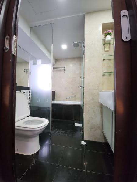 Grandeur 8, 16 Ang Mo Kio Central 3, Ang Mo Kio / Bishan / Thomson, Room Rental, 150 sqft, Condominium For Rent, by Louis Siow, 24751451 - Bathroom - PropertyGuru.com.sg