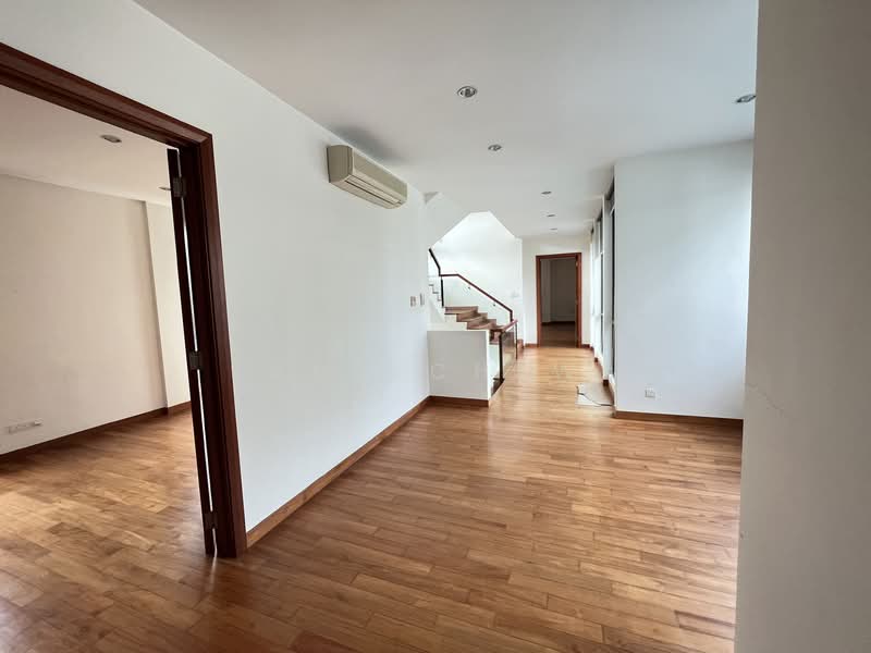 For Rent - 4 Lovely Detached available-1 call view all Modern Tropical Bungalow with Basement