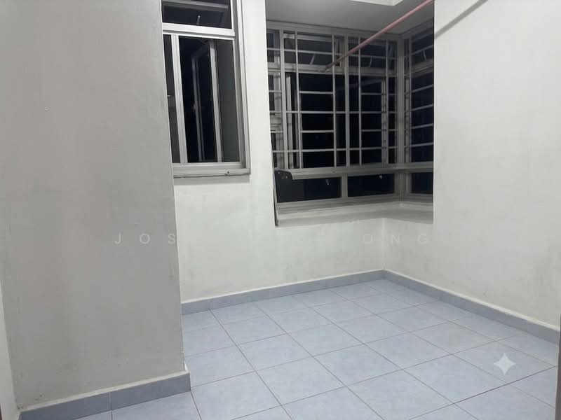 112 Ang Mo Kio Avenue 4, 112 Ang Mo Kio Avenue 4, 3 Bedrooms, 800 sqft, HDB Flat For Rent, by Josephine Ong, 24751603 - PropertyGuru.com.sg