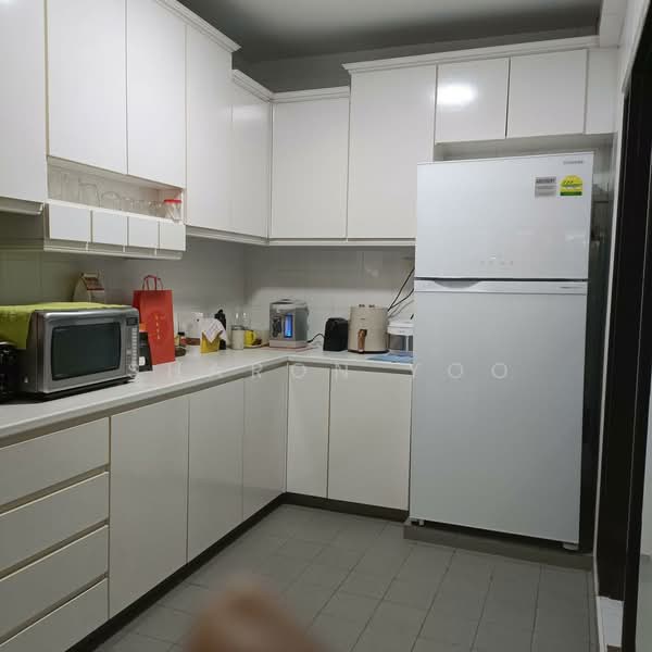 Upper Bedok Road, Upper Bedok Road, Room Rental, 100 sqft, Semi-Detached House For Rent, by Sharon Yoo, 24752082 - PropertyGuru.com.sg