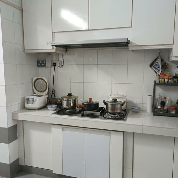 Upper Bedok Road, Upper Bedok Road, Room Rental, 100 sqft, Semi-Detached House For Rent, by Sharon Yoo, 24752082 - PropertyGuru.com.sg