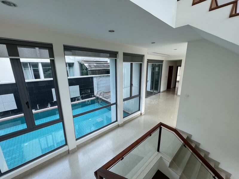 4 Beautiful Detached available -One call view all Near Australia and Stamford American School, Cotswold Close, 7 Bedrooms, 6,600 sqft, Detached House For Rent, by Amy Chew, 24752596 - PropertyGuru.com.sg