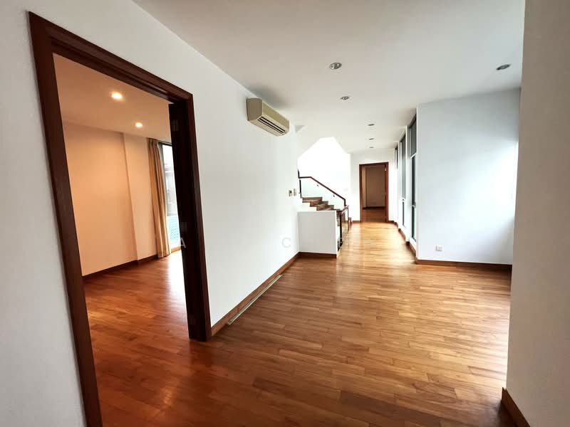 4 Beautiful Detached available -One call view all Near Australia and Stamford American School, Cotswold Close, 7 Bedrooms, 6,600 sqft, Detached House For Rent, by Amy Chew, 24752596 - PropertyGuru.com.sg