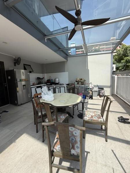 Jubilee Road, Jubilee Road, Buona Vista / West Coast / Clementi New Town, Room Rental, 120 sqft, Corner Terrace For Rent, by Lionel Mai, 24752886 - PropertyGuru.com.sg