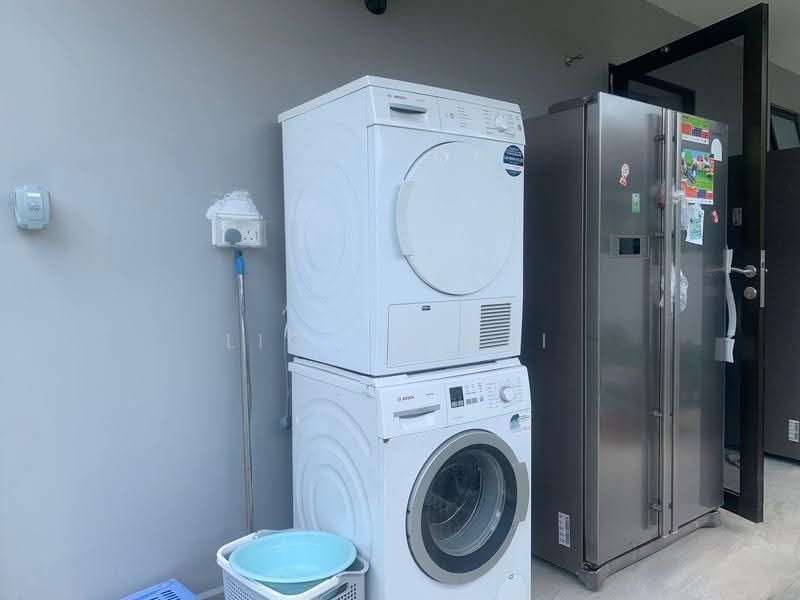 Jubilee Road, Jubilee Road, Buona Vista / West Coast / Clementi New Town, Room Rental, 120 sqft, Corner Terrace For Rent, by Lionel Mai, 24752886 - PropertyGuru.com.sg