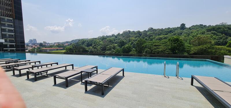 Midwood, 10 Hillview Rise, 2 Bedrooms, 700 sqft, Condominium For Rent, by Jeff Lim, 24752992 - PropertyGuru.com.sg