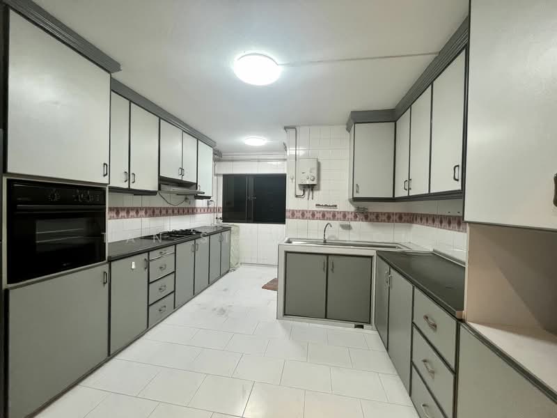 10F Bedok South Avenue 2, 10F Bedok South Avenue 2, 4 Bedrooms, 1,571 sqft, HDB Flat For Sale, by Tan Siew Foong, 24753125 - PropertyGuru.com.sg