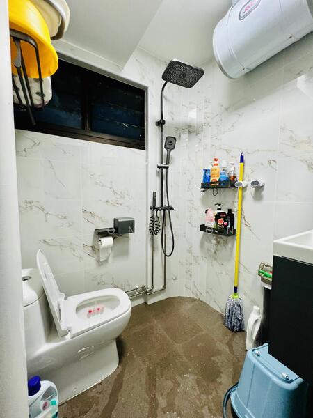 For Rent - 252 Jurong East Street 24