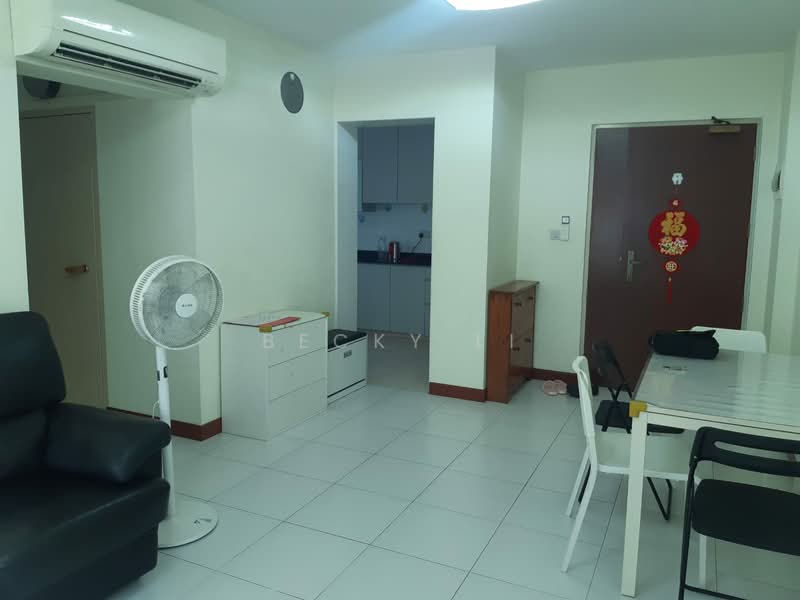 18B Holland Drive, 18B Holland Drive, 3 Bedrooms, 990 sqft, HDB Flat For Rent, by Becky Li, 24755347 - PropertyGuru.com.sg