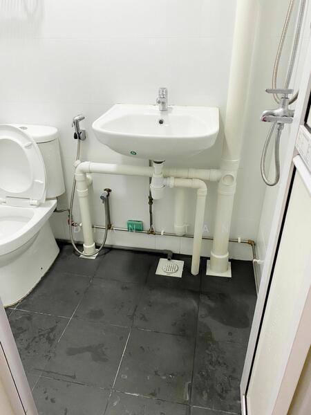 578 Ang Mo Kio Avenue 10, 578 Ang Mo Kio Avenue 10, 2 Bedrooms, 731 sqft, HDB Flat For Rent, by Diana Tan, 24755403 - PropertyGuru.com.sg