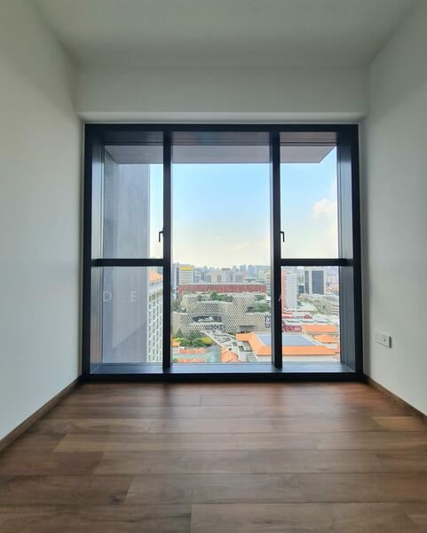 Master Bedroom with unblock view of cityscape