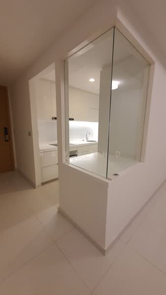 One Shenton, 1 Shenton Way, 2 Bedrooms, 1,195 sqft, Condominium For Rent, by Raymond Goh, 24756707 - PropertyGuru.com.sg