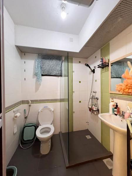 54 Havelock Road, 54 Havelock Road, Alexandra / Commonwealth, 3 Bedrooms, 1,001 sqft, HDB Flat For Rent, by Irene Chan, 24756951 - Bathroom - PropertyGuru.com.sg