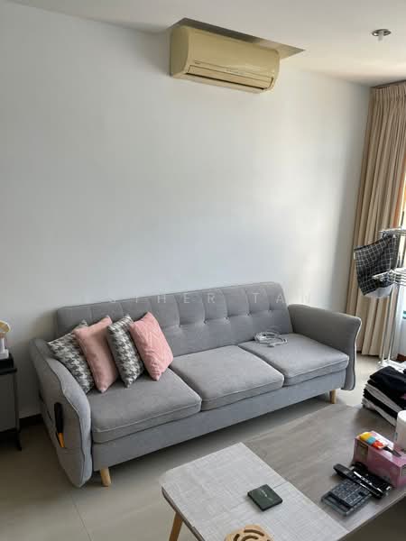 Changi Court, 698 Upper Changi Road East, 2 Bedrooms, 840 sqft, Condominium For Rent, by Esther Tan, 24758153 - PropertyGuru.com.sg