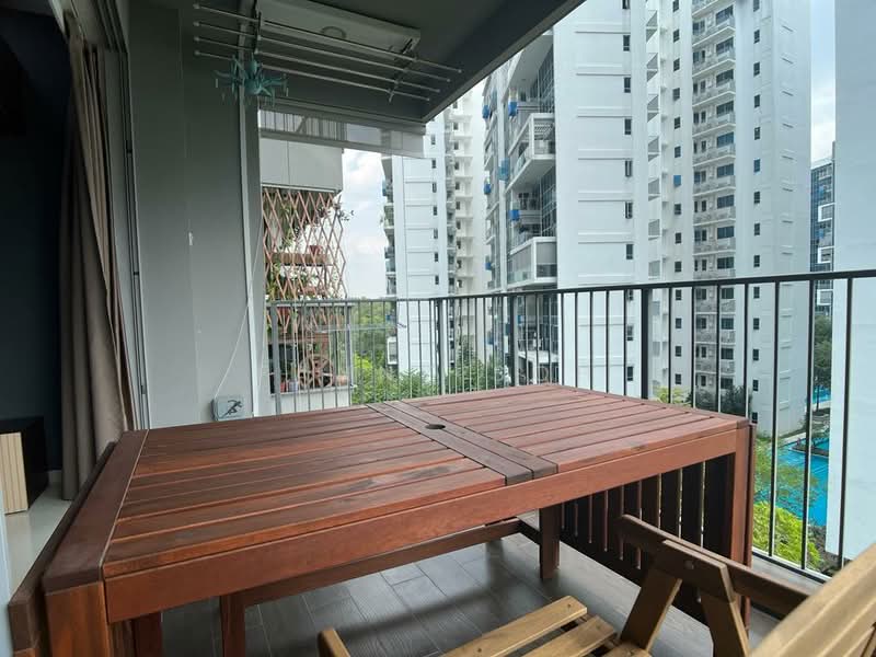 Q Bay Residences, 11 Tampines Street 86, 3 Bedrooms, 904 sqft, Condominium For Rent, by Fanny Soh, 24758567 - PropertyGuru.com.sg
