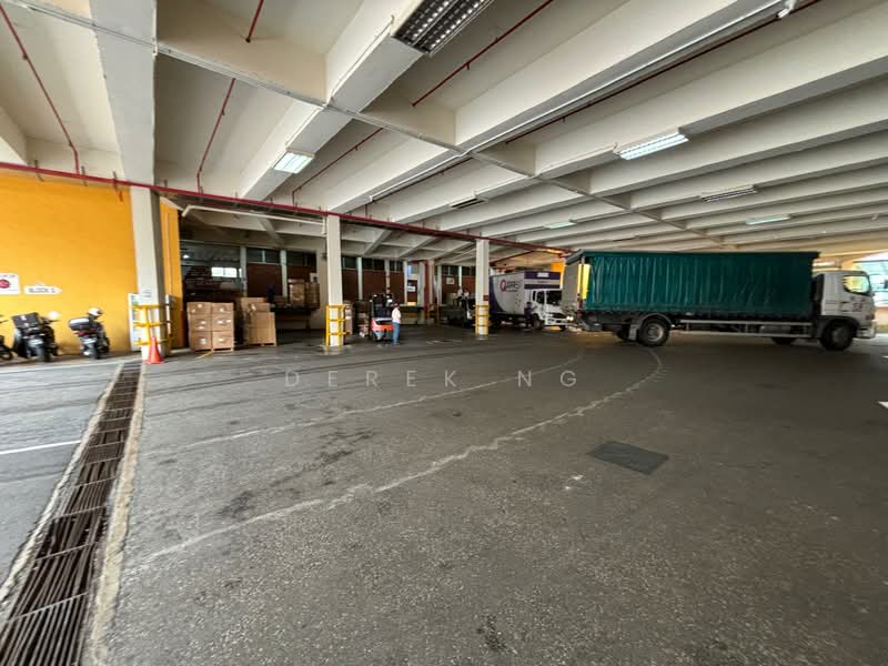 ❤️Genting Lane ❤️ Warehouse / Production / Office ❤️Loading Bays Cargo Lifts❤️, In The ❤️ Of Singapore Macpherson 地点适中 交通方便, 5,080 sqft, Light Industrial (B1) For Rent, by DereK Ng, 24758767 - CommercialGuru.com.sg