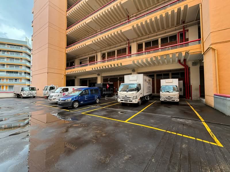 ❤️Genting Lane ❤️ Warehouse / Production / Office ❤️Loading Bays Cargo Lifts❤️, In The ❤️ Of Singapore Macpherson 地点适中 交通方便, 5,080 sqft, Light Industrial (B1) For Rent, by DereK Ng, 24758767 - CommercialGuru.com.sg