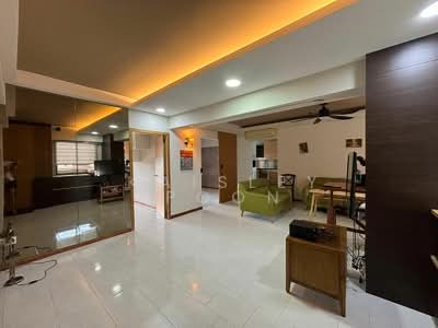 For Rent - 451 Sin Ming Avenue