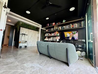 For Sale - Corals at Keppel Bay