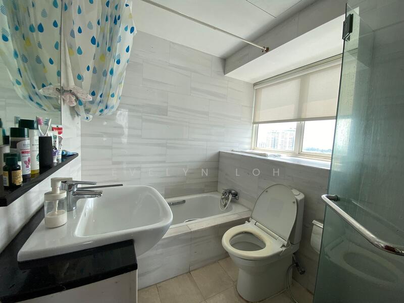 Cote D'Azur, 62 Marine Parade Road, 2 Bedrooms, 1,109 sqft, Condominium For Rent, by Evelyn Loh, 24760921 - PropertyGuru.com.sg