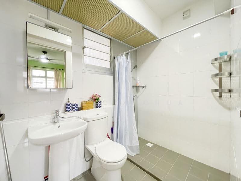 879A Tampines Avenue 8, 879A Tampines Avenue 8, Pasir Ris / Tampines, 1 Bedroom, 129 sqft, HDB Flat For Rent, by Patricia Chua, 24761368 - PropertyGuru.com.sg