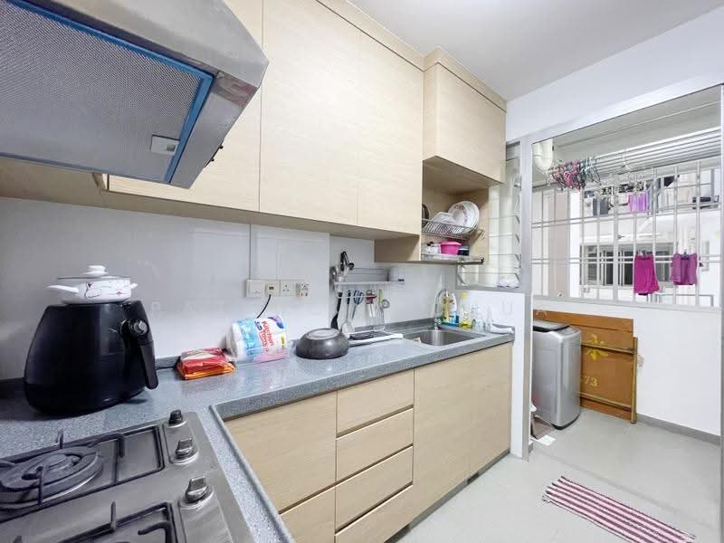 879A Tampines Avenue 8, 879A Tampines Avenue 8, Pasir Ris / Tampines, 1 Bedroom, 129 sqft, HDB Flat For Rent, by Patricia Chua, 24761368 - PropertyGuru.com.sg
