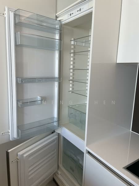 Scotts Square, 8 Scotts Road, 1 Bedroom, 624 sqft, Apartment For Rent, by Li Meng Chen, 24762113 - PropertyGuru.com.sg