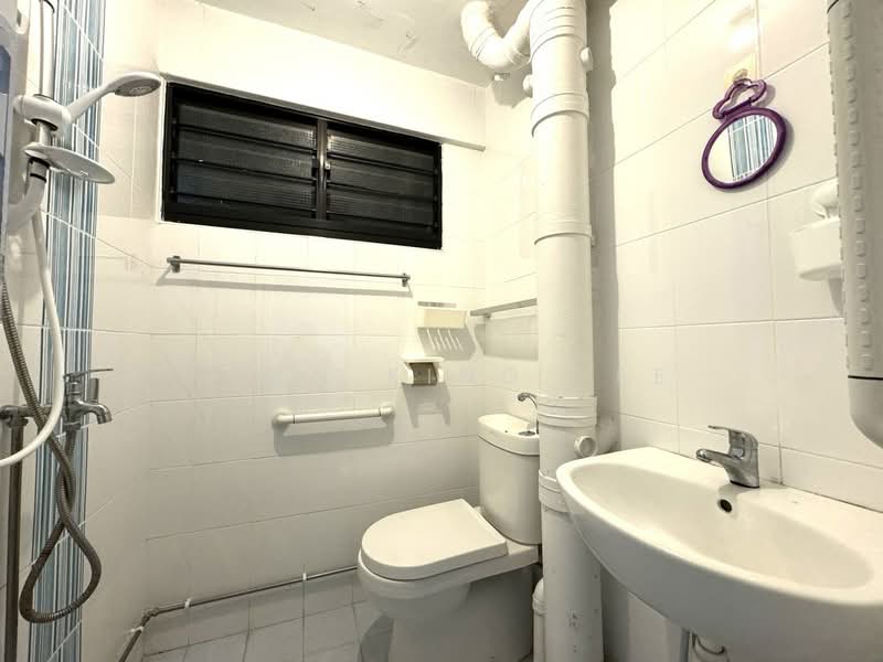 124 Yishun Street 11, 124 Yishun Street 11, 2 Bedrooms, 721 sqft, HDB Flat For Rent, by Sean King Lee, 24762134 - PropertyGuru.com.sg