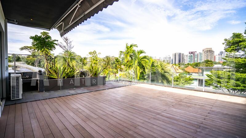 For Rent - ❤️❤️GCB Chatsworth vicinity 2/s with basement and attic. Modern design 7 ensuite rooms, huge pool