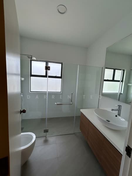 ❤️Holland Good Class Bungalow Next To Green Corridor❤️, , 5 Bedrooms, 7,500 sqft, Good Class Bungalow For Rent, by Darren Teo, 24764716 - PropertyGuru.com.sg