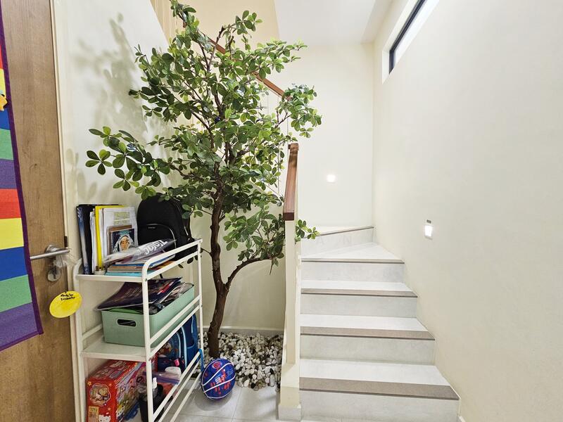 ⭐D13⭐ Renovated Terrace @ Potong Pasir Sennett Estate Macpherson Estate Ready To Move In, Mulberry Belimbing Sennett Estate Lichi, Macpherson / Potong Pasir, 4 Bedrooms, 2,100 sqft, Terraced House For Sale, by Kim Tan, 24764739 - PropertyGuru.com.sg