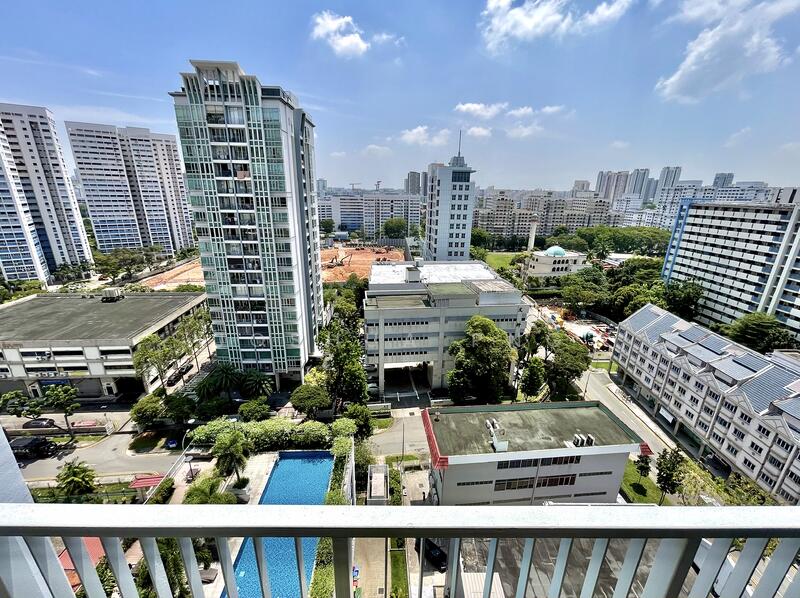 Living / Bedroom View