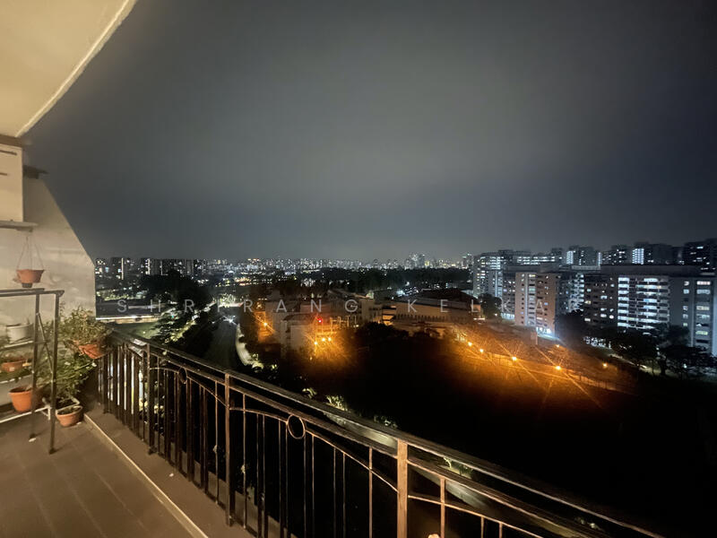 Lakepoint Condo, 10 Lakepoint Drive, 4 Bedrooms, 3,261 sqft, Condominium For Rent, by Shrirang Kelkar, 24765228 - PropertyGuru.com.sg