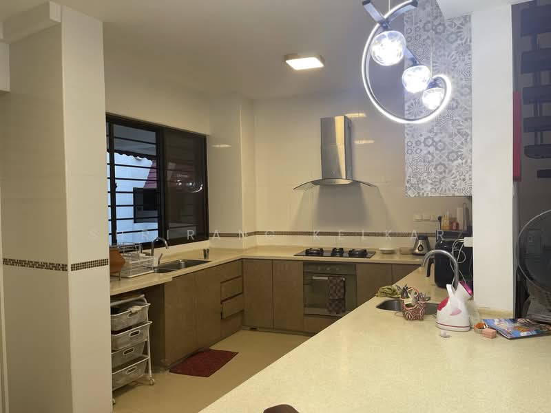 Lakepoint Condo, 10 Lakepoint Drive, 4 Bedrooms, 3,261 sqft, Condominium For Rent, by Shrirang Kelkar, 24765228 - PropertyGuru.com.sg