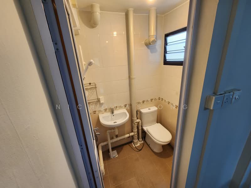 119 Ang Mo Kio Avenue 3, 119 Ang Mo Kio Avenue 3, 2 Bedrooms, 721 sqft, HDB Flat For Rent, by Nicholas Ong, 24767060 - PropertyGuru.com.sg