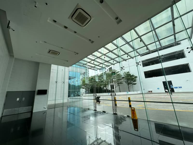 Wcega Tower, 21 Bukit Batok Crescent, 1,970 sqft, Light Industrial (B1) For Sale, by Joe Ng, 24767635 - CommercialGuru.com.sg