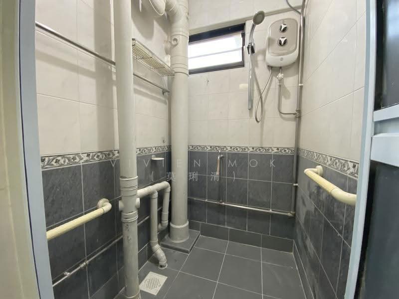 15 Hougang Avenue 3, 15 Hougang Avenue 3, Hougang / Punggol / Sengkang, Room Rental, 200 sqft, HDB Flat For Rent, by Vivien Mok (莫琍清), 24768307 - PropertyGuru.com.sg