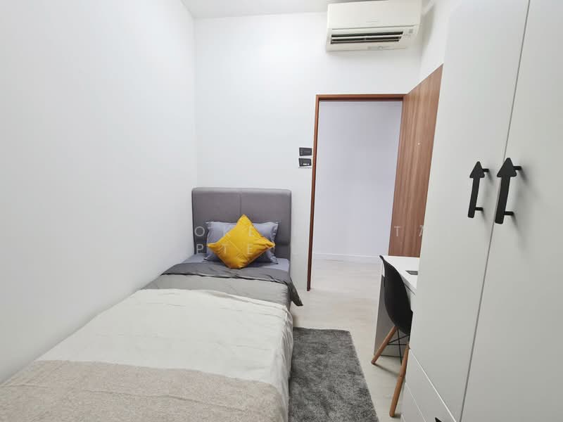 Ascentia Sky, 1 Alexandra View, Room Rental, 100 sqft, Apartment For Rent, by Bespoke Habitat Pte Ltd, 24768318 - 32-02 CR2 - PropertyGuru.com.sg