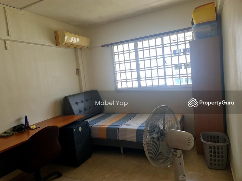 For Rent - 421 Jurong West Street 42