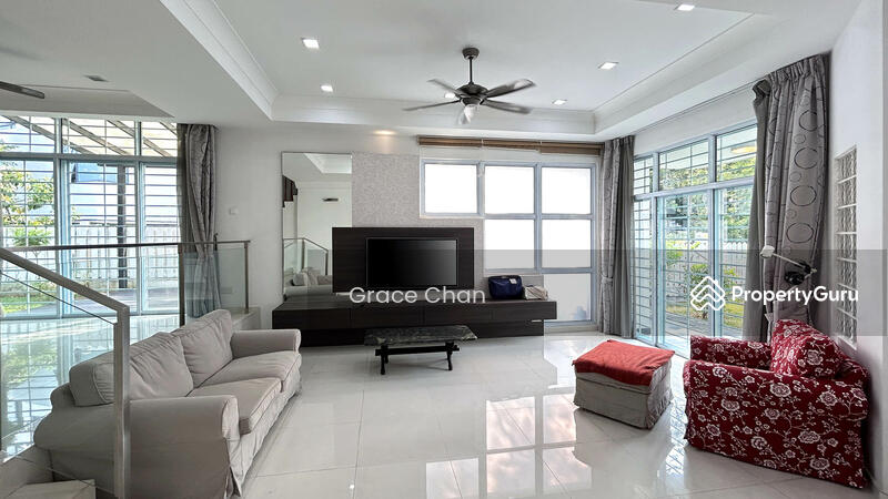 For Rent - Canary Park