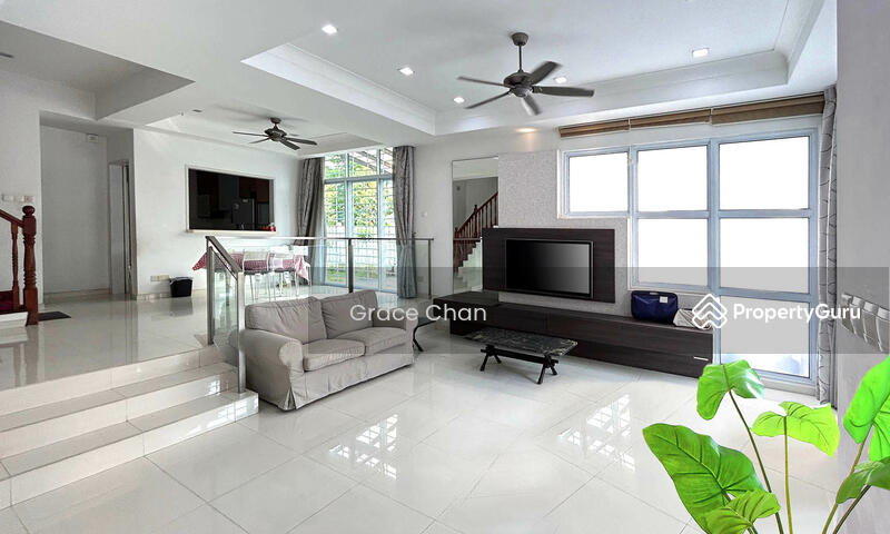 For Rent - Canary Park