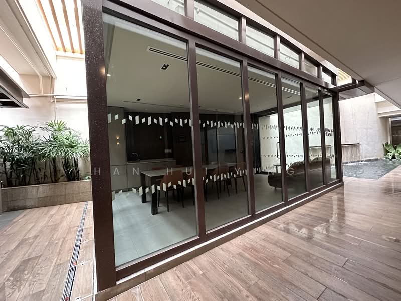 Parksuites Condominium For Sale at S$ 1,900,000 | PropertyGuru Singapore - Function Room