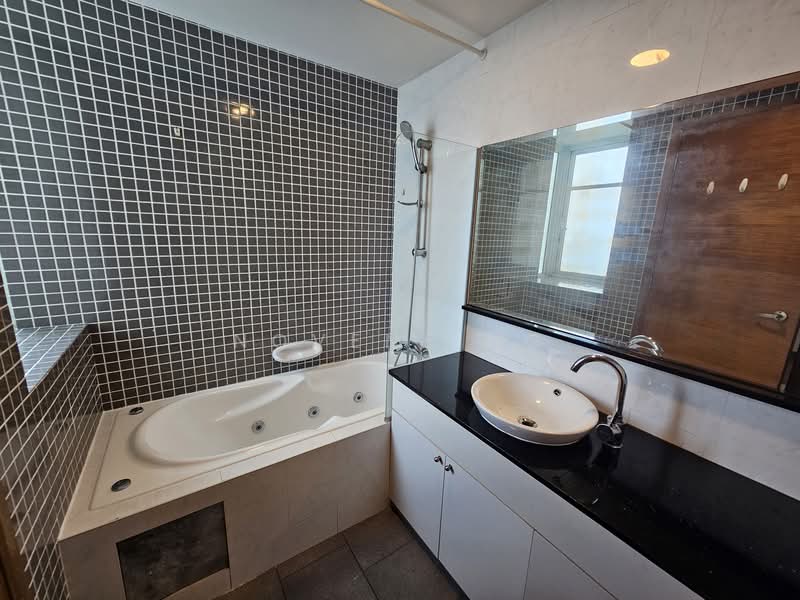 The Jade, 9 Bukit Batok Central Link, 2 Bedrooms, 1,012 sqft, Condominium For Rent, by Novene Ng, 24771624 - PropertyGuru.com.sg